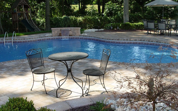 Pavers Patio and Pool Surround with Bullnose Paving